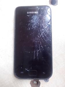 苏州小米2小米3小米4手机屏幕碎换屏维修