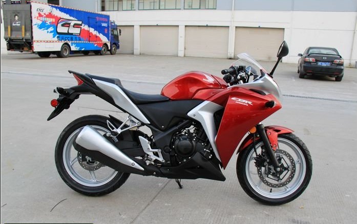 2013款本田 cbr250r 进口摩托车