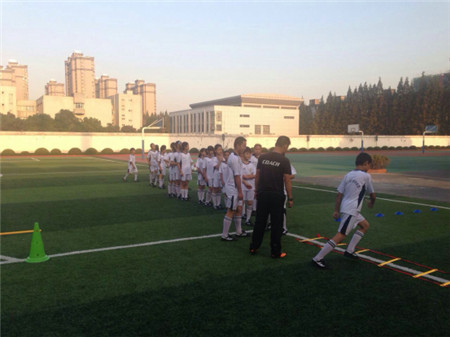 闸北儿童足球培训 捷希供 上海儿童足球培训机