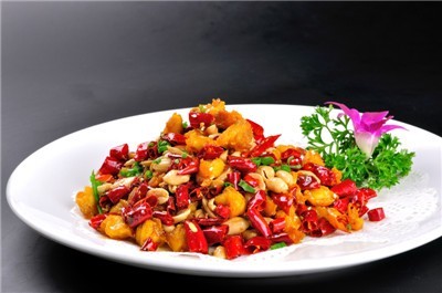 珠海湘菜学历培训厨艺培训选东南国际烹饪学校